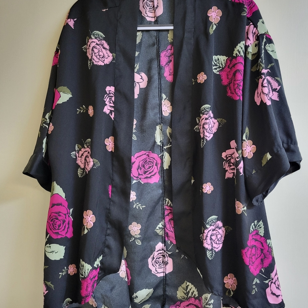 Bundle 16 Kimonos , Shawl, Duster - Picture 6 of 16